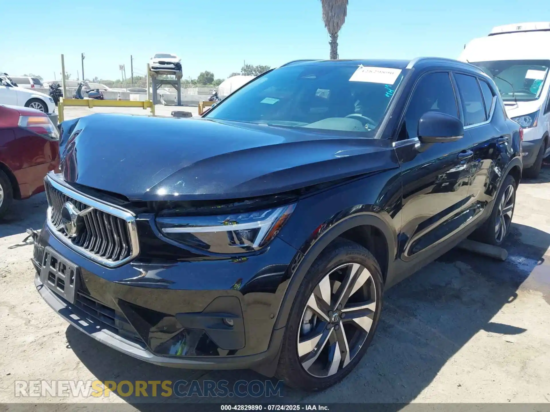 2 Photograph of a damaged car YV4L12UE9R2378912 VOLVO XC40 2024