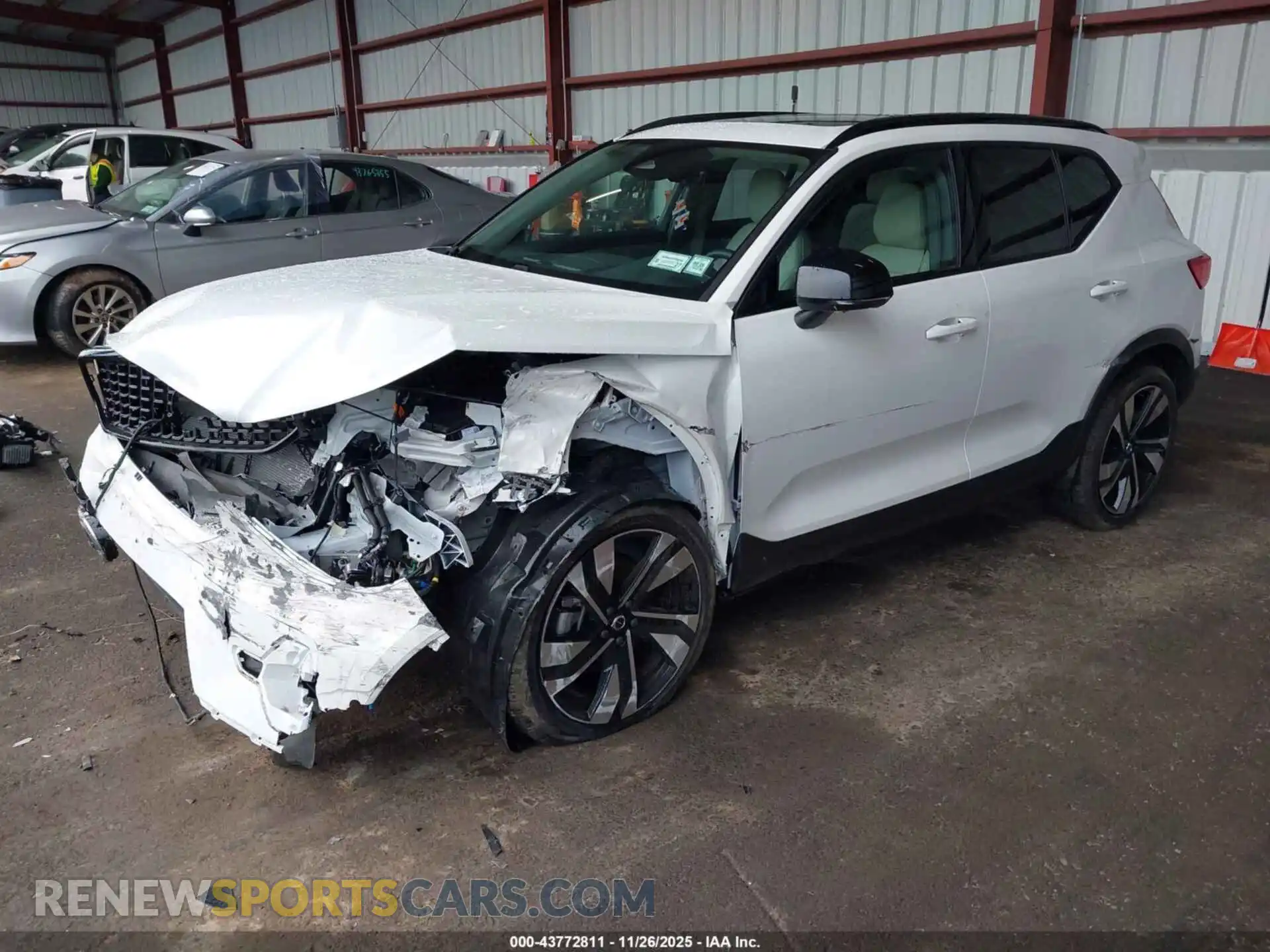 2 Photograph of a damaged car YV4L12UC2S2525477 VOLVO XC40 2025