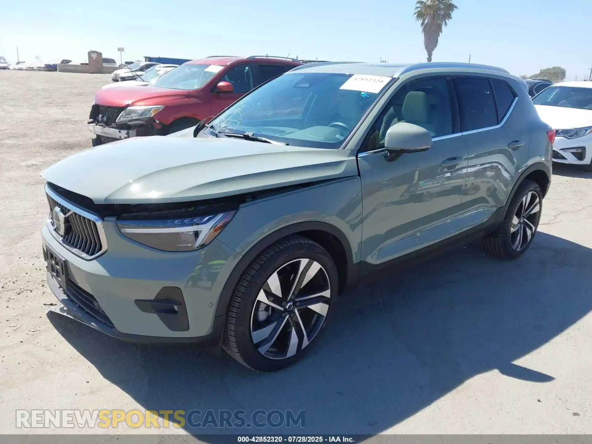 2 Photograph of a damaged car YV4L12UE2S2466450 VOLVO XC40 2025