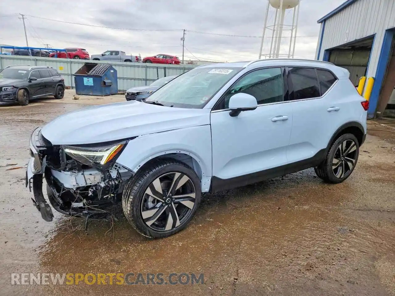 1 Фотография поврежденного автомобиля YV4L12UEXS2530525 VOLVO XC40 2025