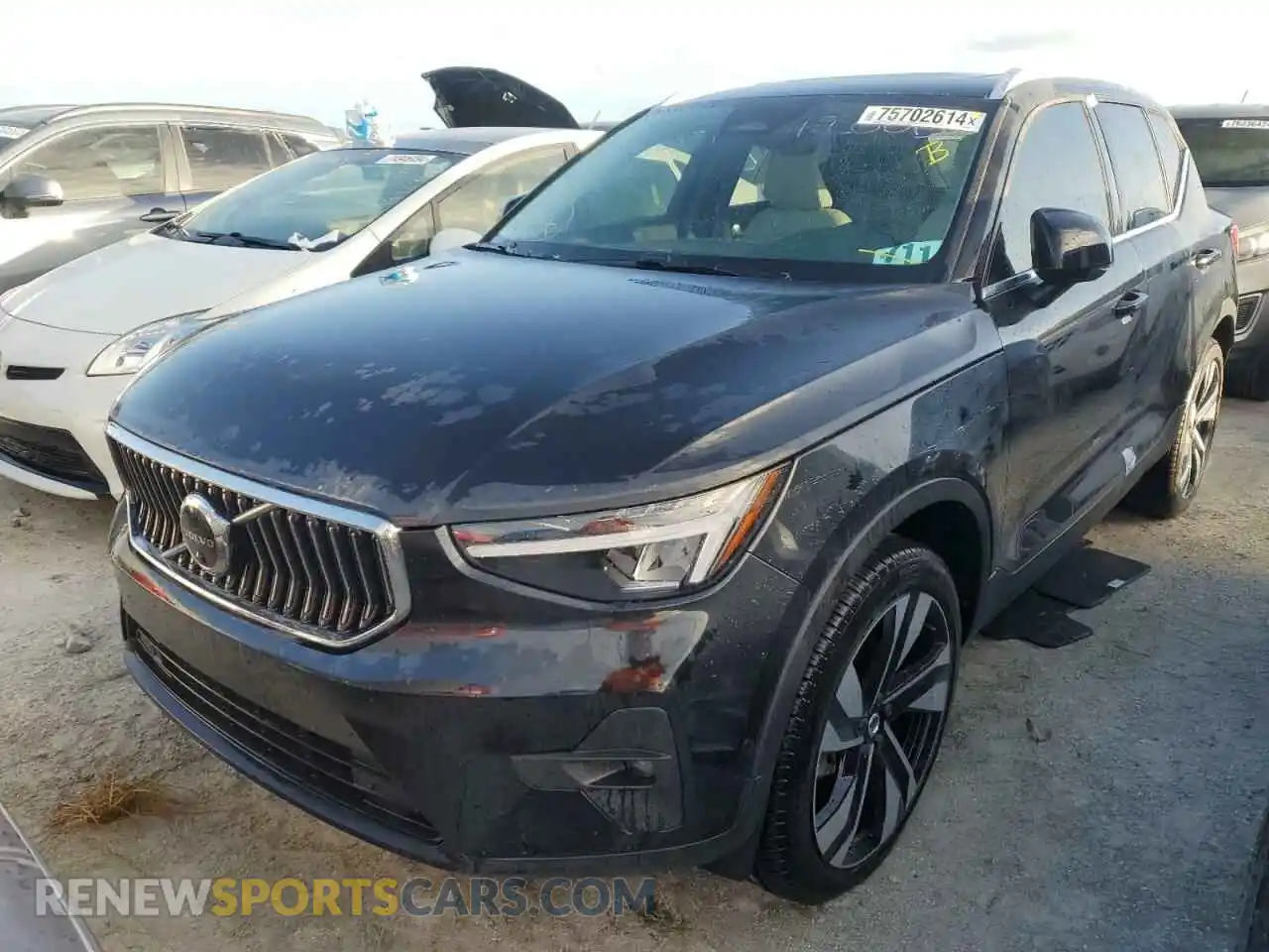 1 Photograph of a damaged car YV4L12UN4P2097100 VOLVO XC40 PLUS 2023