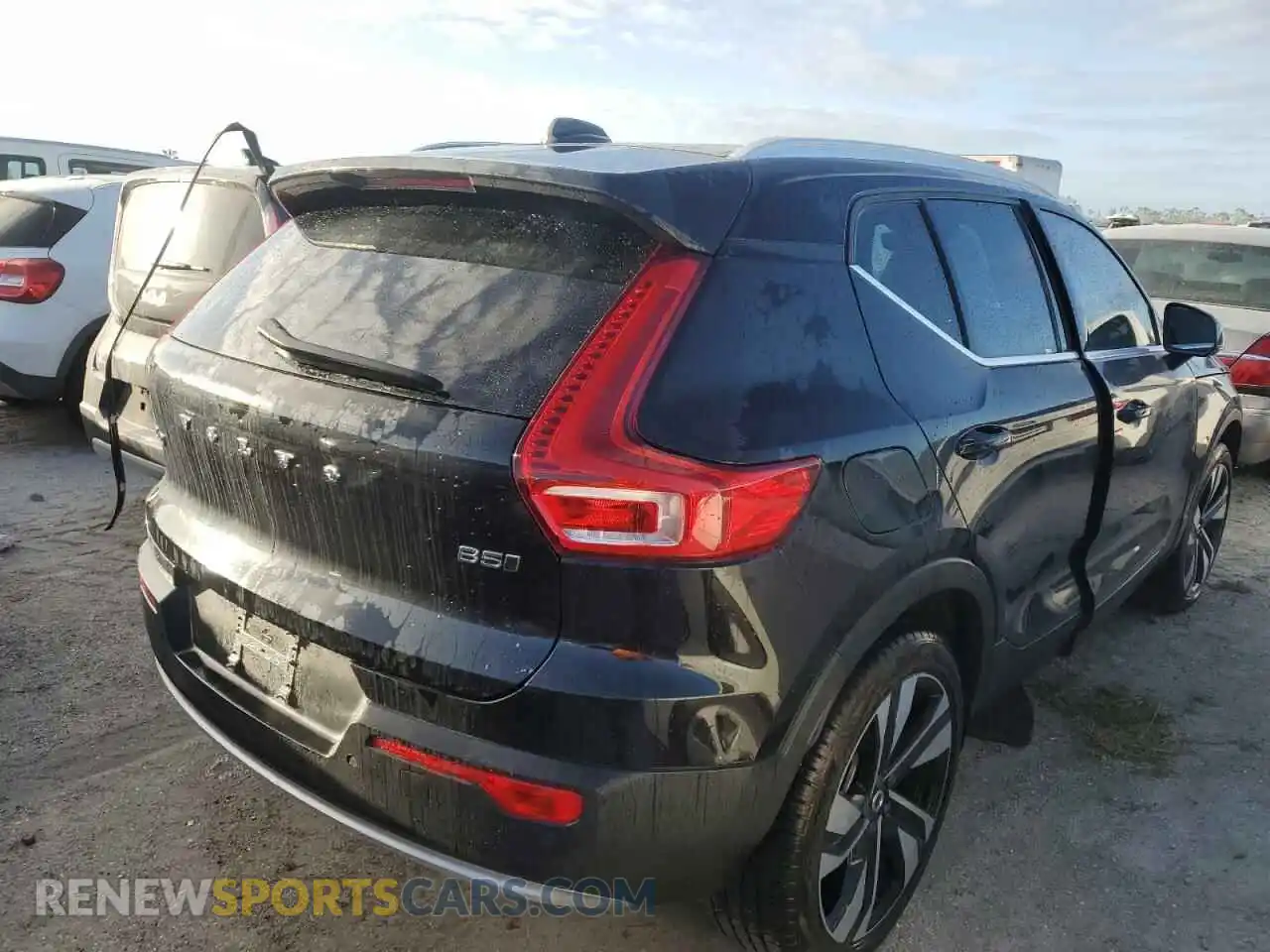 3 Photograph of a damaged car YV4L12UN4P2097100 VOLVO XC40 PLUS 2023