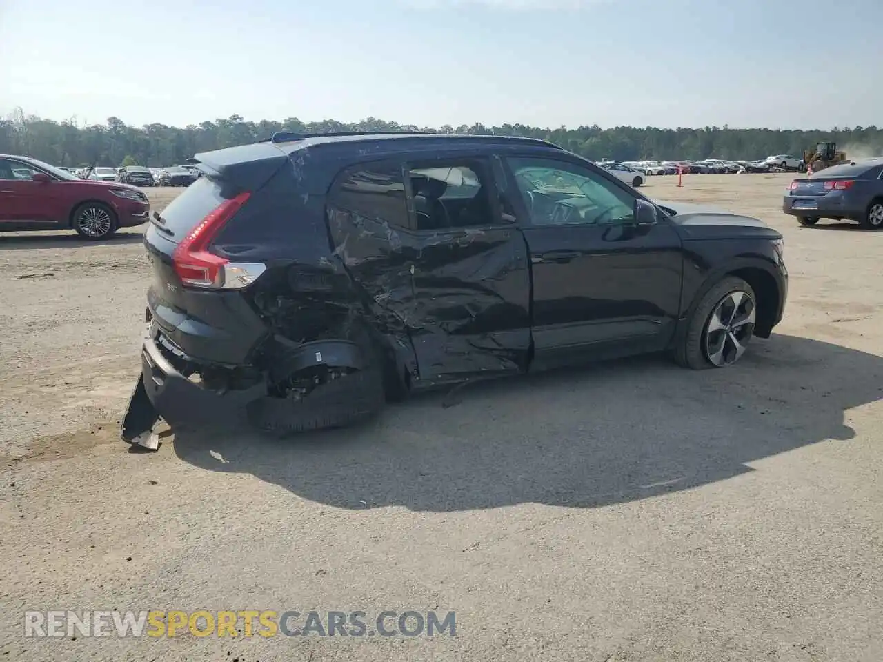3 Photograph of a damaged car YV4L12UW0P2069853 VOLVO XC40 PLUS 2023