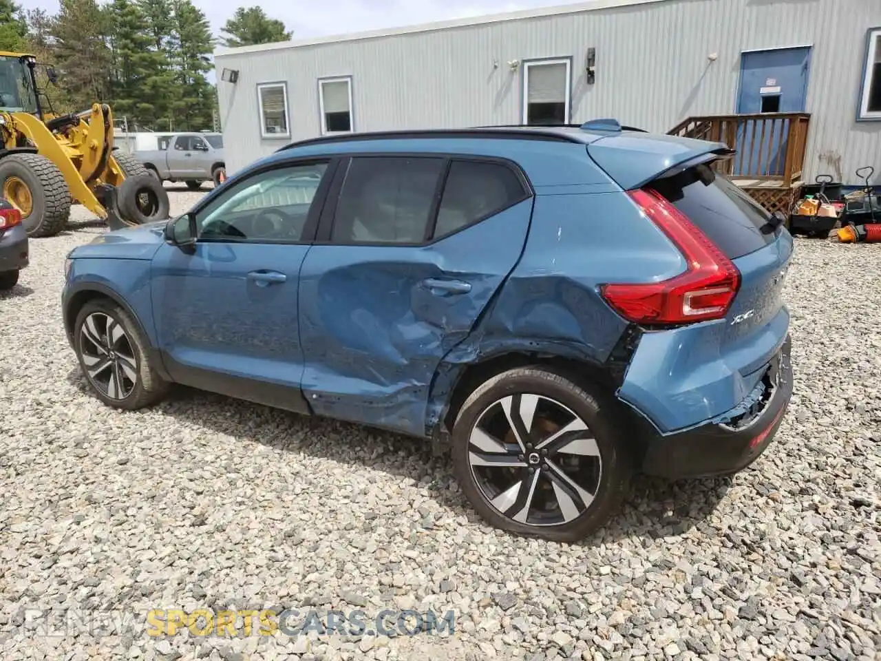 2 Photograph of a damaged car YV4L12UW4P2961894 VOLVO XC40 PLUS 2023