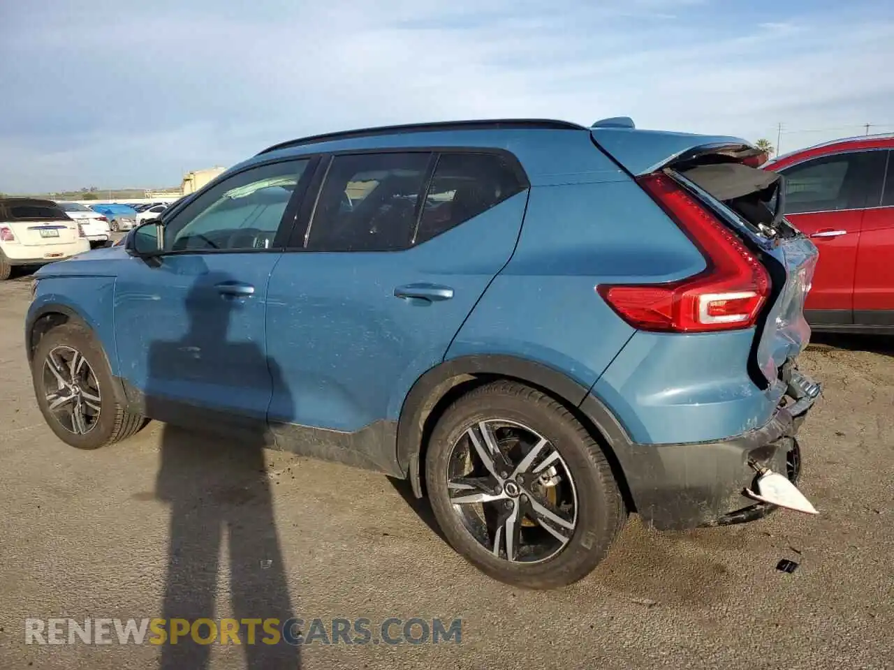 2 Photograph of a damaged car YV4L12UW9P2966962 VOLVO XC40 PLUS 2023