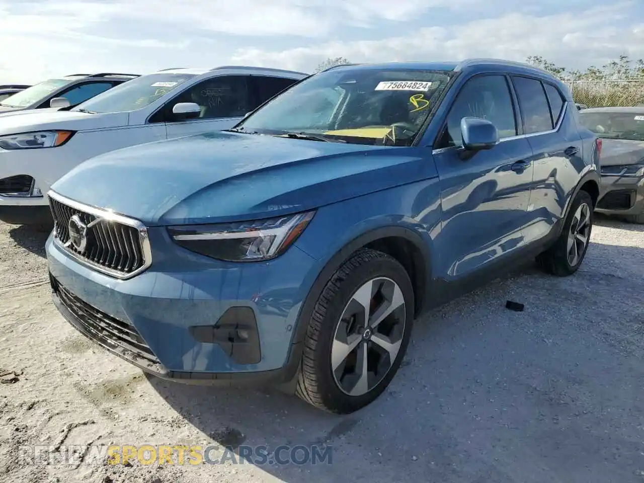 1 Photograph of a damaged car YV4L12UE1R2228857 VOLVO XC40 PLUS 2024