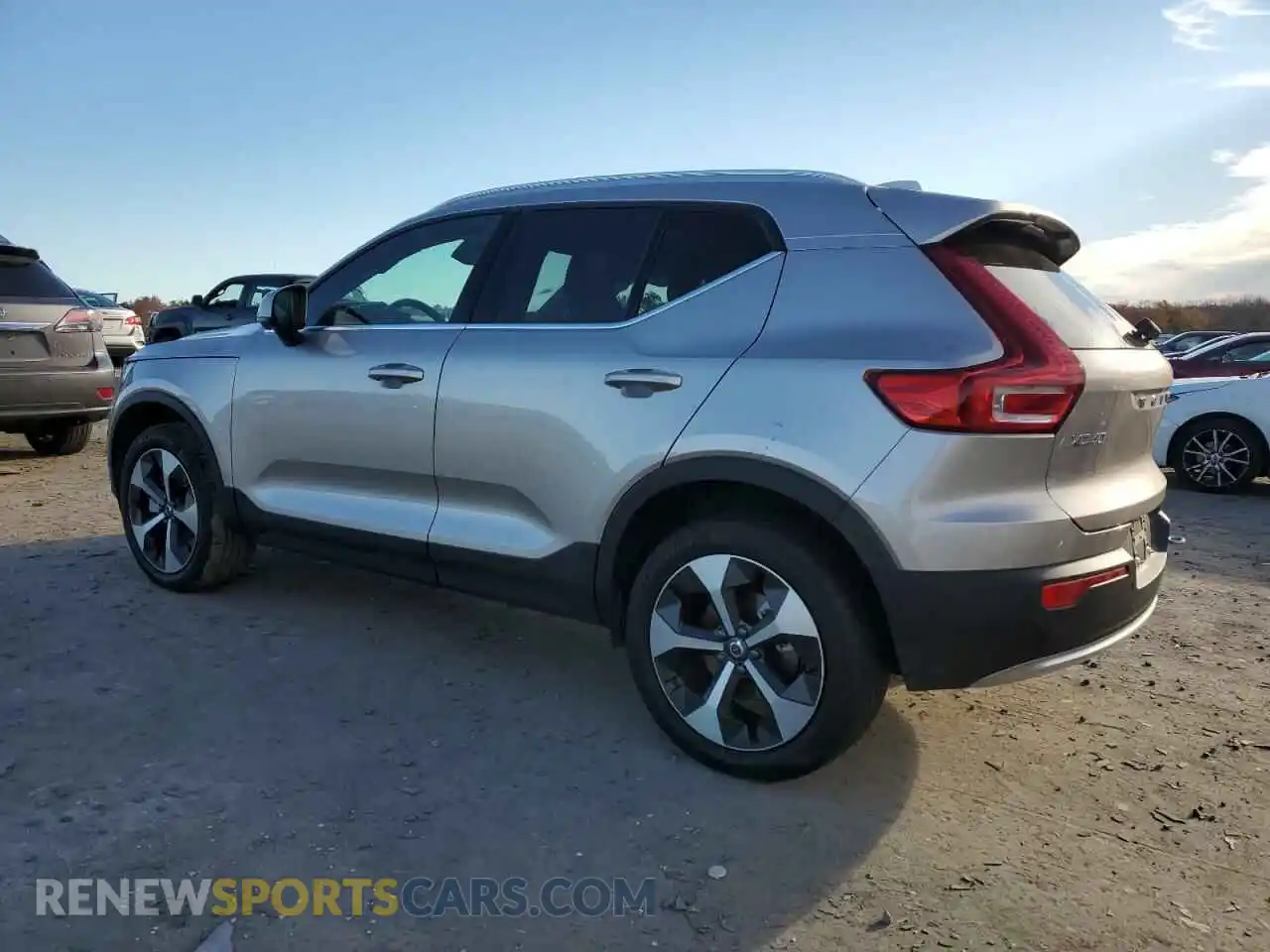 2 Фотография поврежденного автомобиля YV4L12UE4R2344716 VOLVO XC40 PLUS 2024