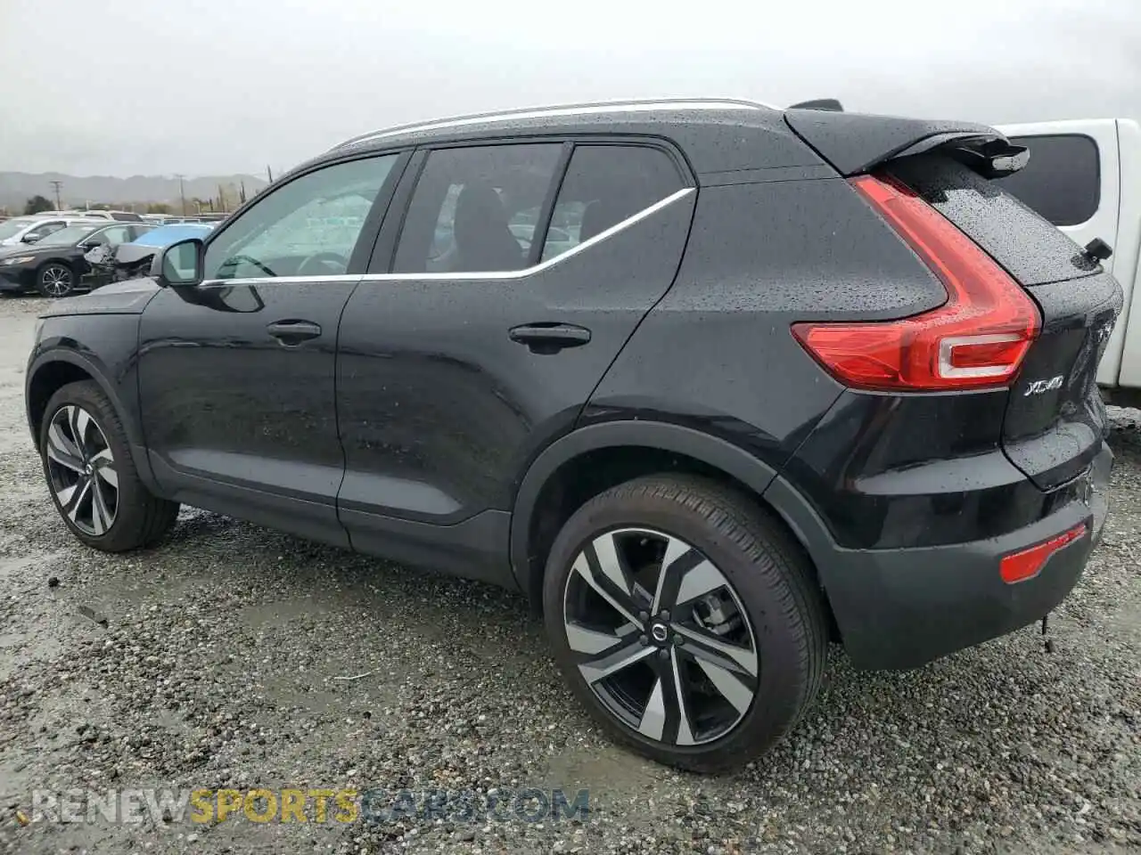 2 Photograph of a damaged car YV4L12UE8R2364726 VOLVO XC40 PLUS 2024