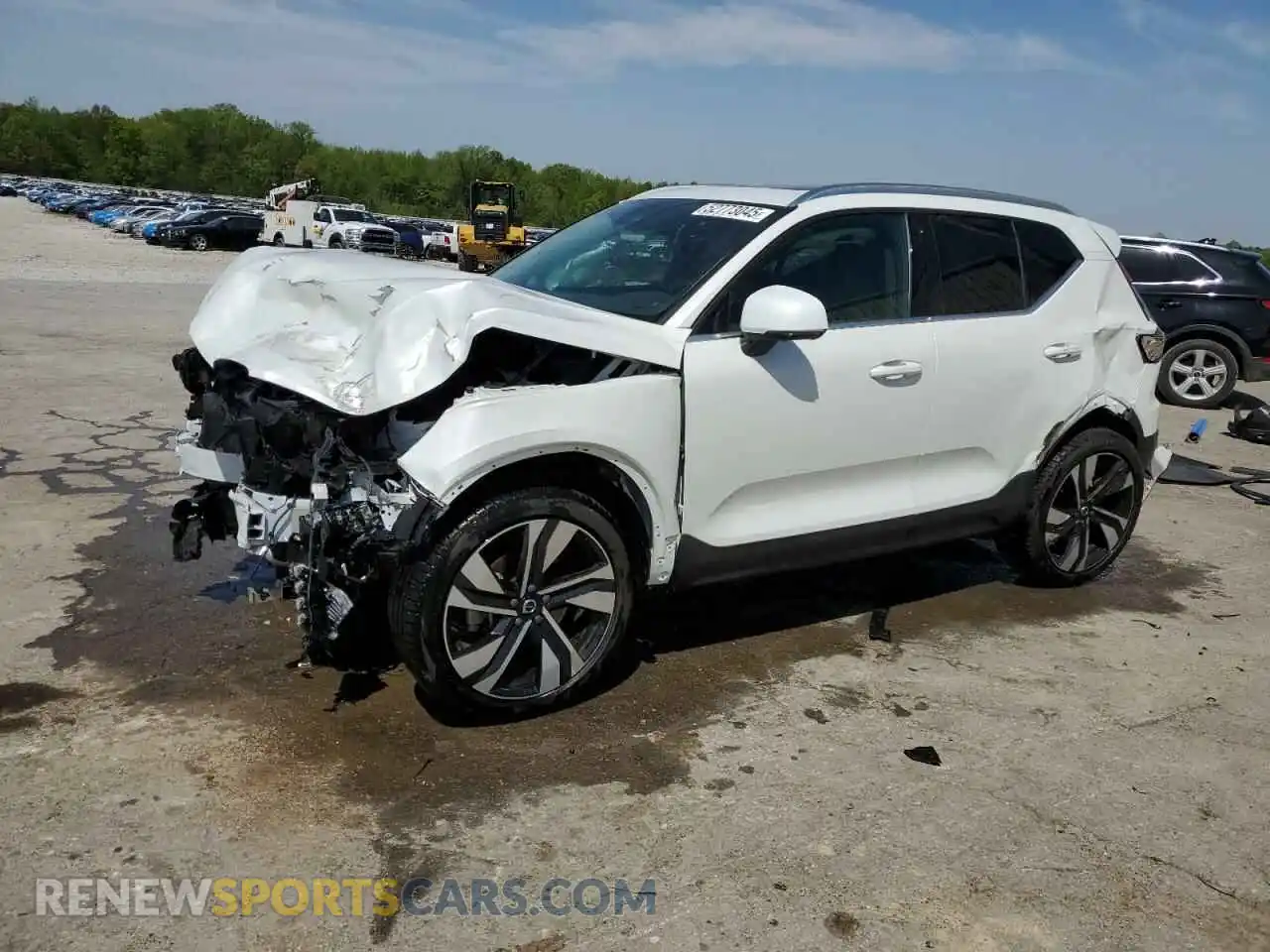 1 Photograph of a damaged car YV4L12UE9R2224474 VOLVO XC40 PLUS 2024