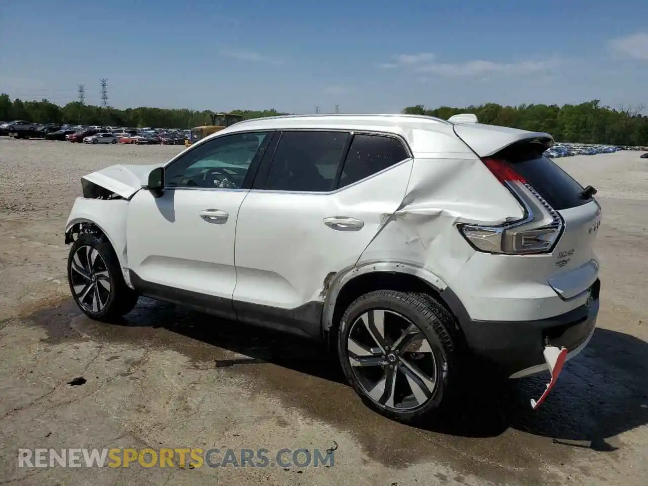 2 Photograph of a damaged car YV4L12UE9R2224474 VOLVO XC40 PLUS 2024