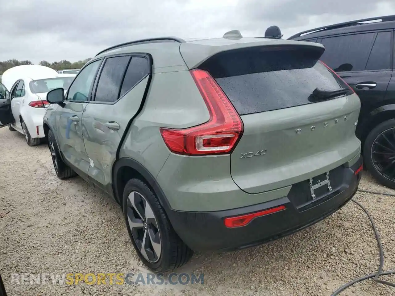 2 Photograph of a damaged car YV4L12UC2S2467936 VOLVO XC40 PLUS 2025