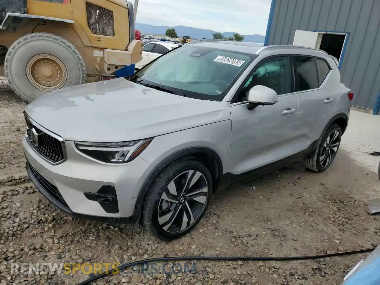 1 Photograph of a damaged car YV4L12UE8S2504005 VOLVO XC40 PLUS 2025