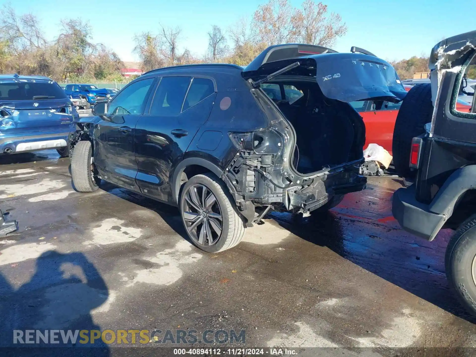 3 fotografías del automóvil dañado YV4ED3UR5M2586478 VOLVO XC40 RECHARGE PURE ELECTRIC 2021