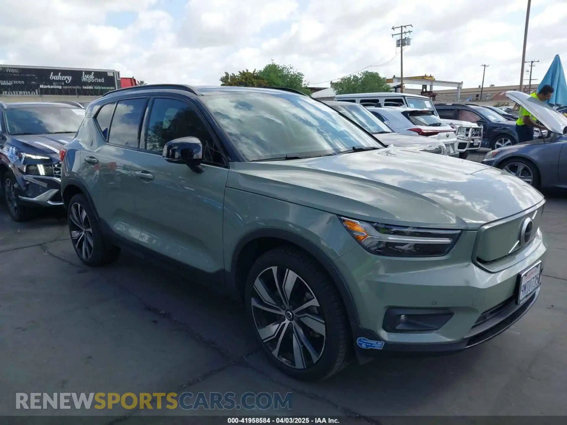 1 fotografías del automóvil dañado YV4ED3UR8M2563423 VOLVO XC40 RECHARGE PURE ELECTRIC 2021