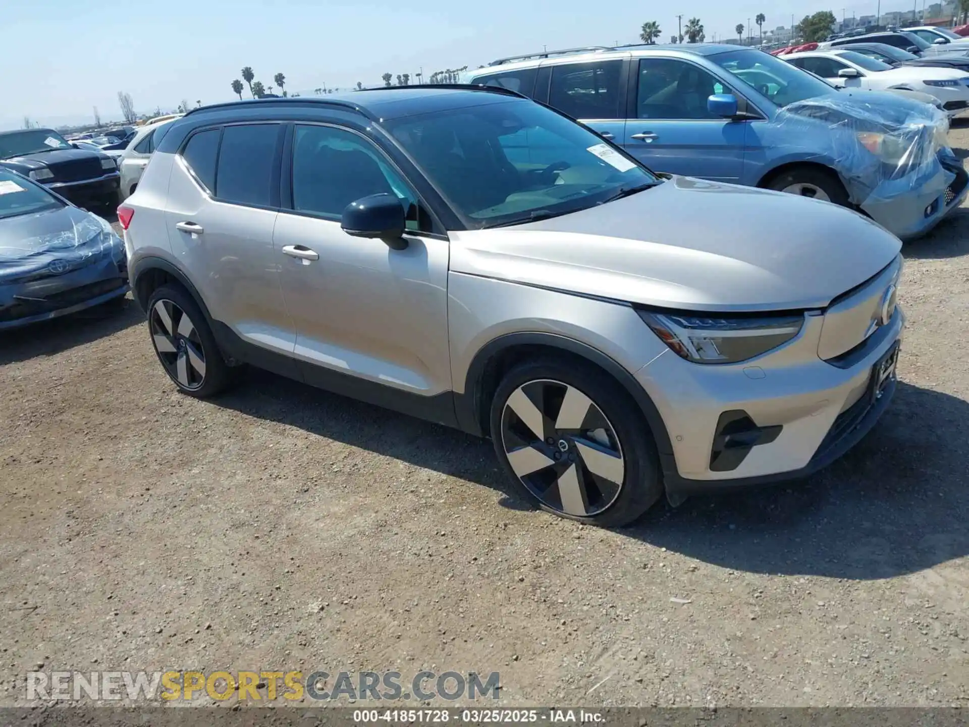 1 fotografías del automóvil dañado YV4ED3UM7P2963837 VOLVO XC40 RECHARGE PURE ELECTRIC 2023