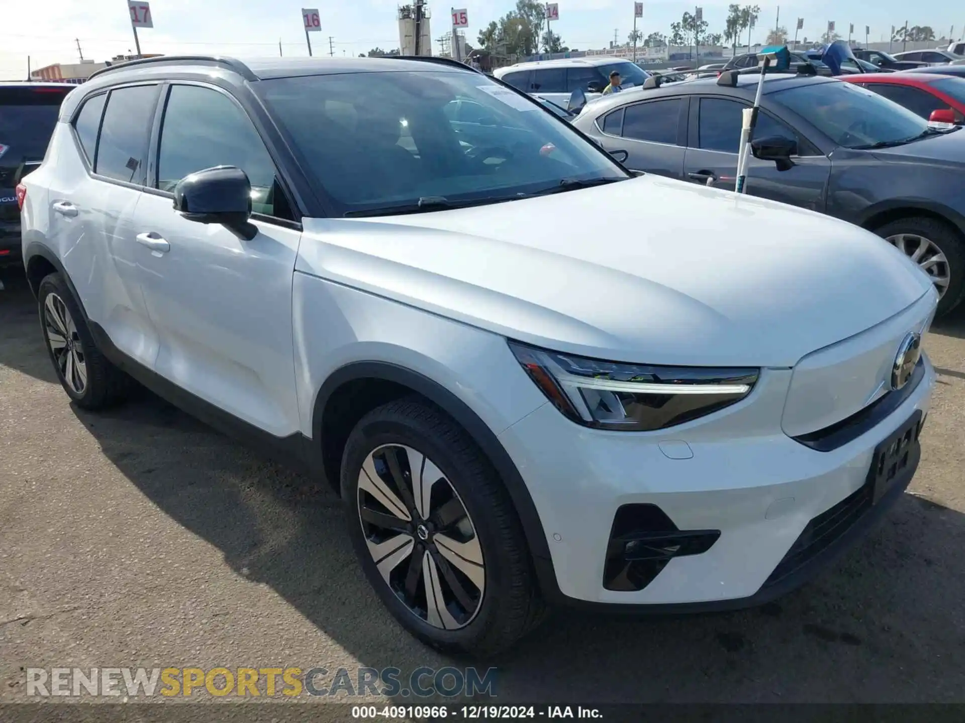 1 fotografías del automóvil dañado YV4ED3UW1P2078003 VOLVO XC40 RECHARGE PURE ELECTRIC 2023