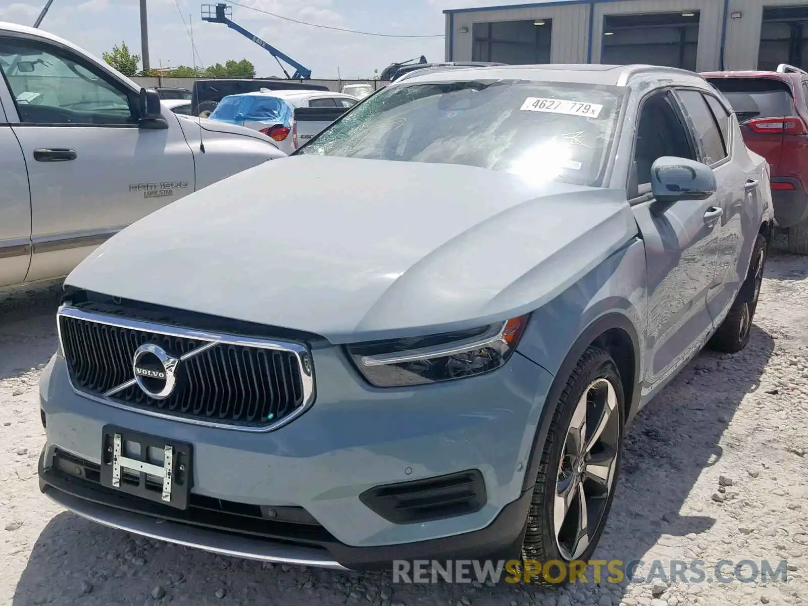 2 Photograph of a damaged car YV4162UK8K2090156 VOLVO XC40 T5 2019