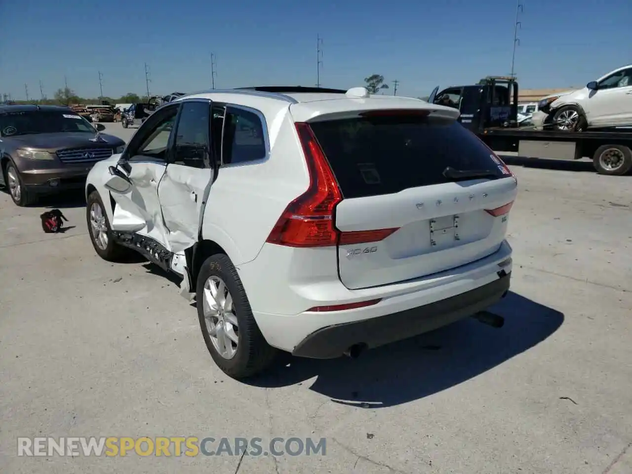 3 Photograph of a damaged car LYV102DK4KB367209 VOLVO XC60 2019
