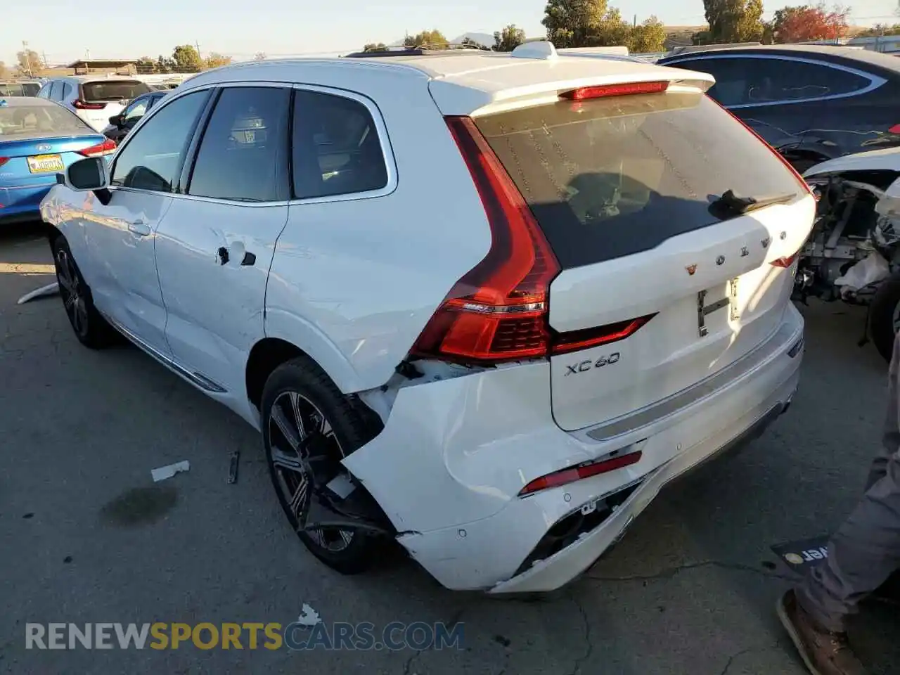 2 Photograph of a damaged car LYV102DL1KB319160 VOLVO XC60 2019