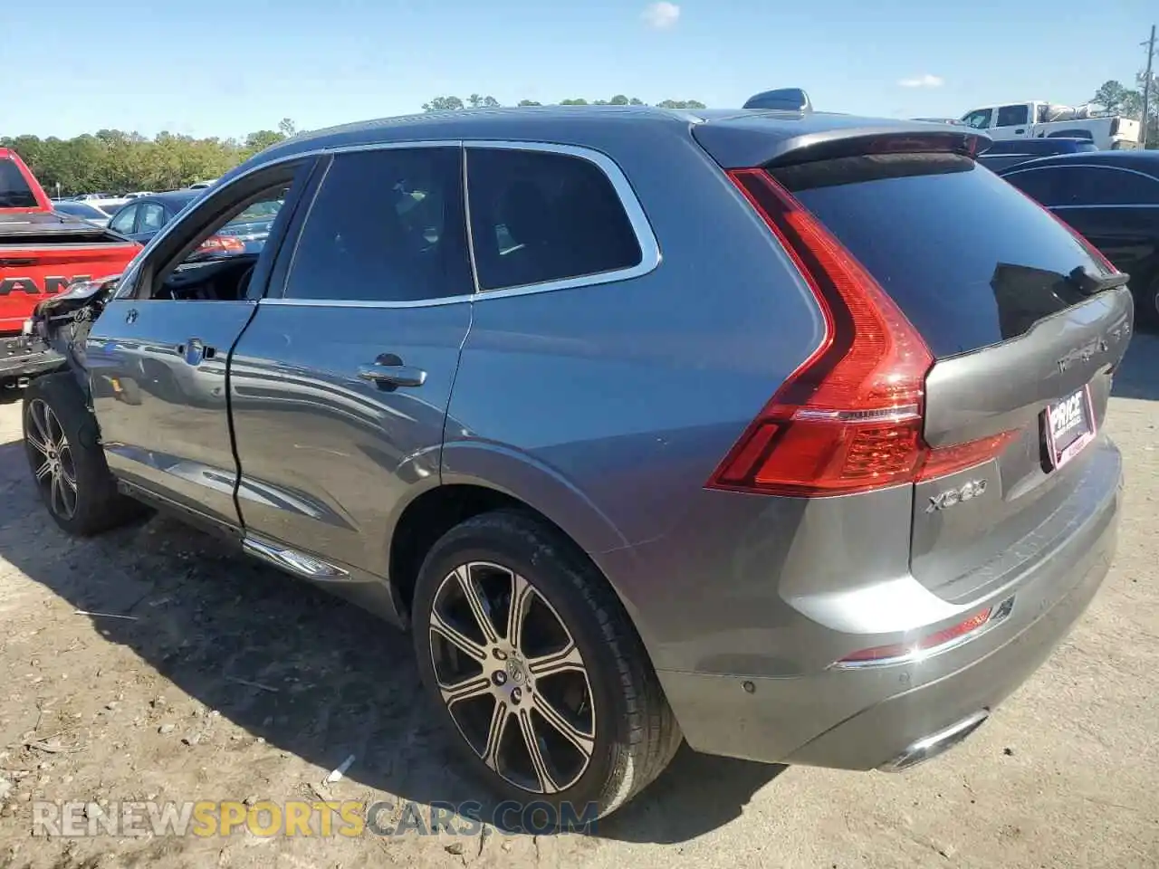 2 Photograph of a damaged car LYV102DL7KB319339 VOLVO XC60 2019