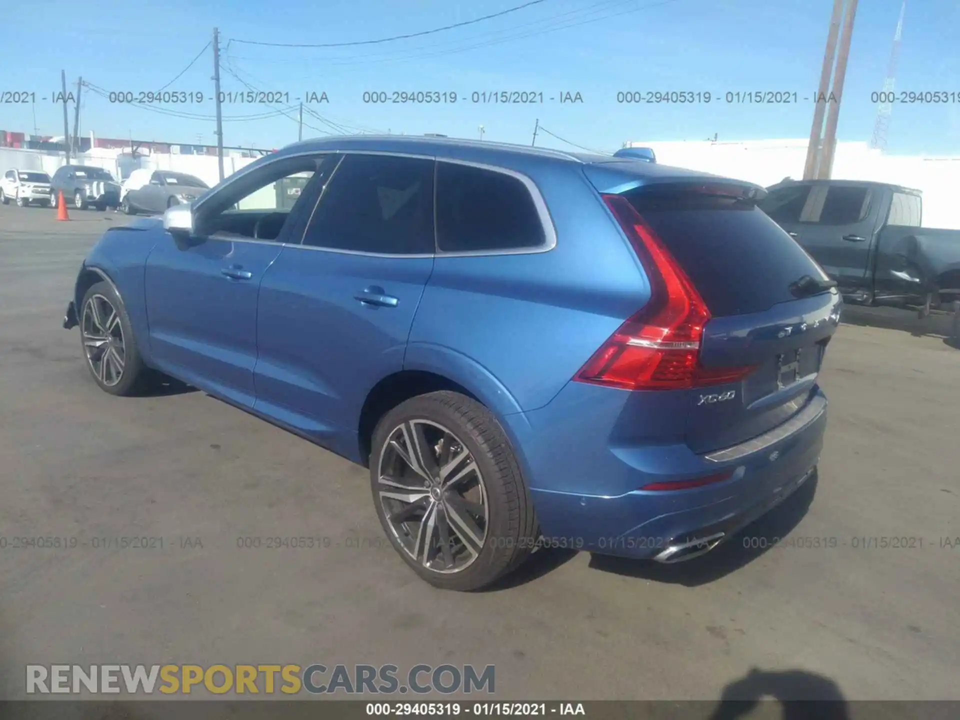 3 Photograph of a damaged car LYV102DM9KB206923 VOLVO XC60 2019