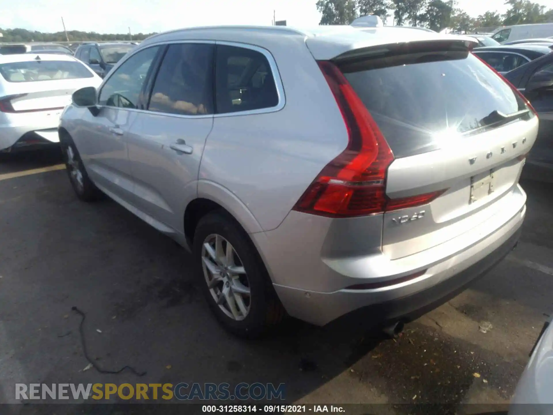 3 Photograph of a damaged car LYV102RK0KB288063 VOLVO XC60 2019