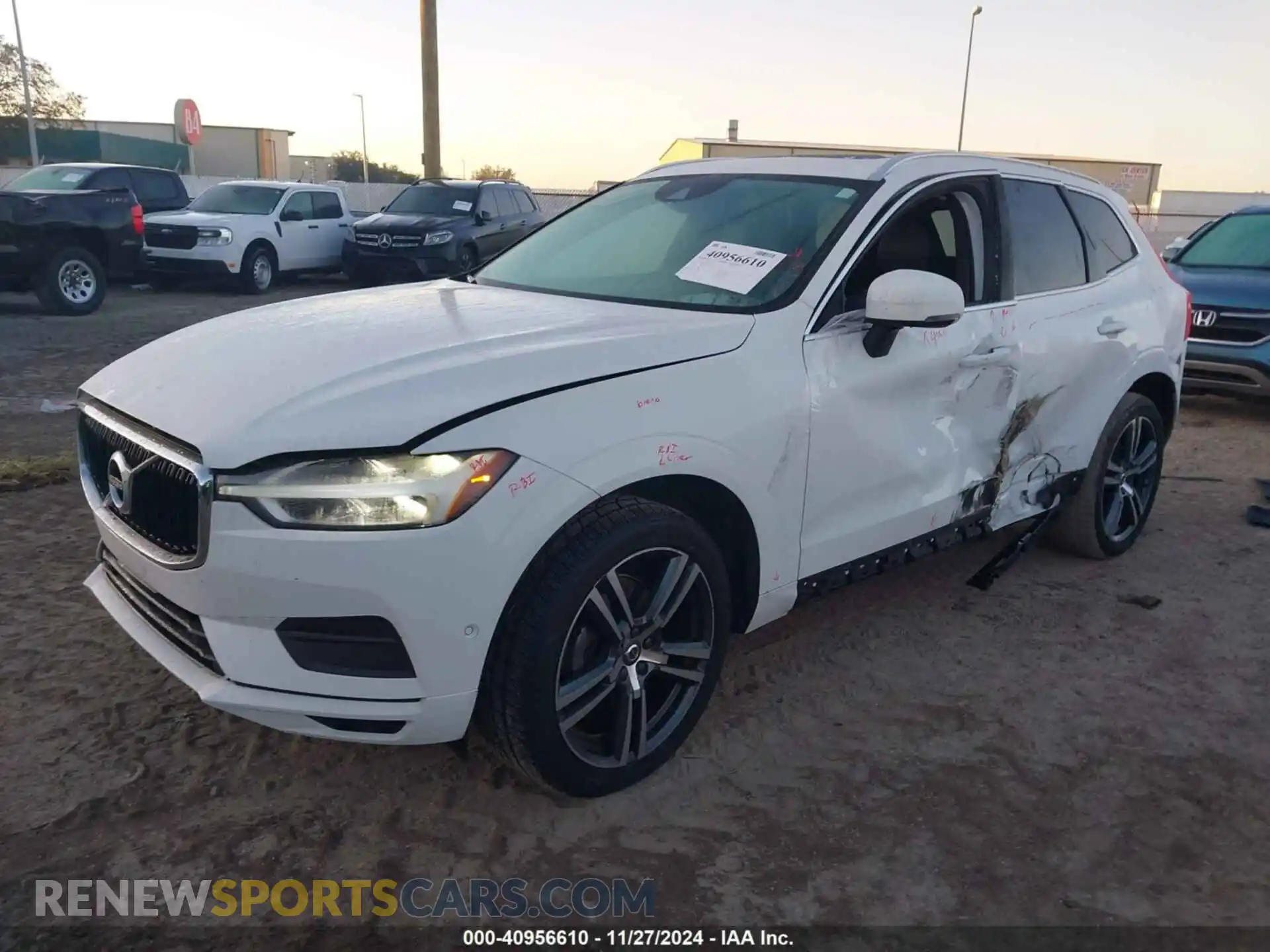 2 Photograph of a damaged car LYV102RK5KB303625 VOLVO XC60 2019