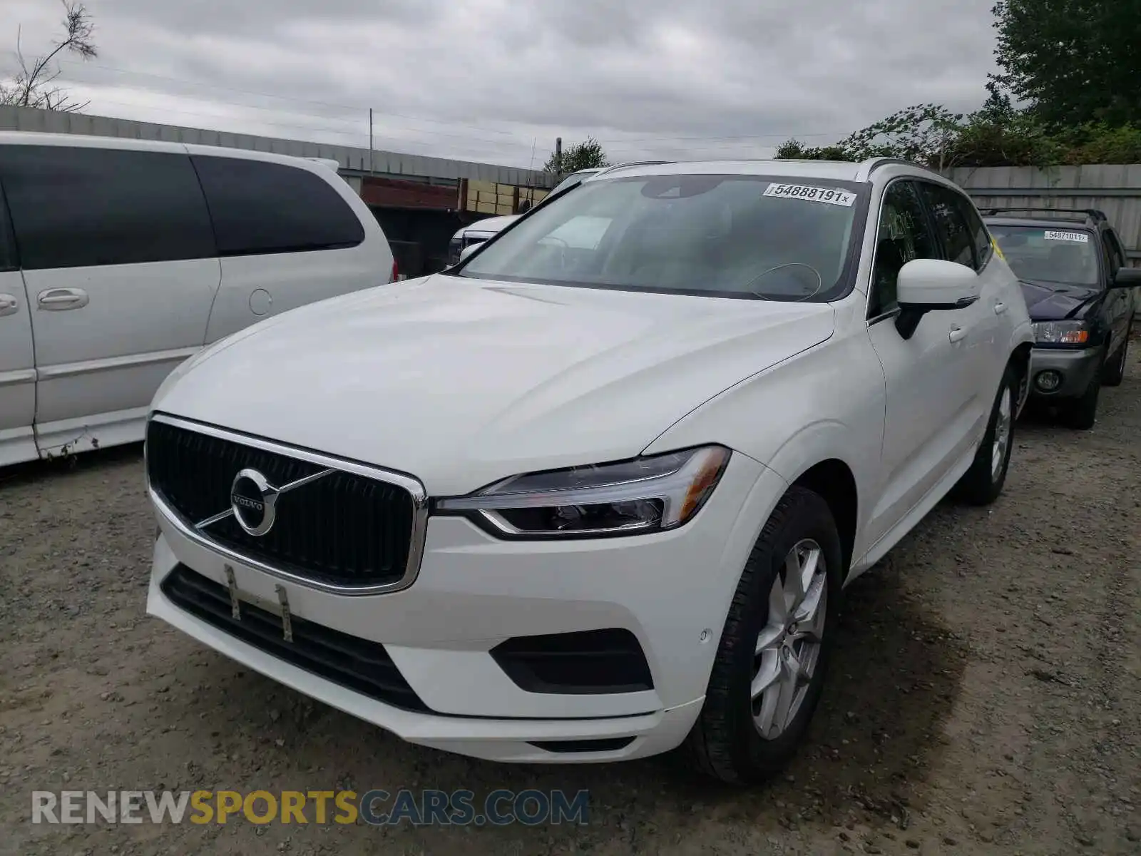 2 fotografías del automóvil dañado LYV102RK7KB195816 VOLVO XC60 2019