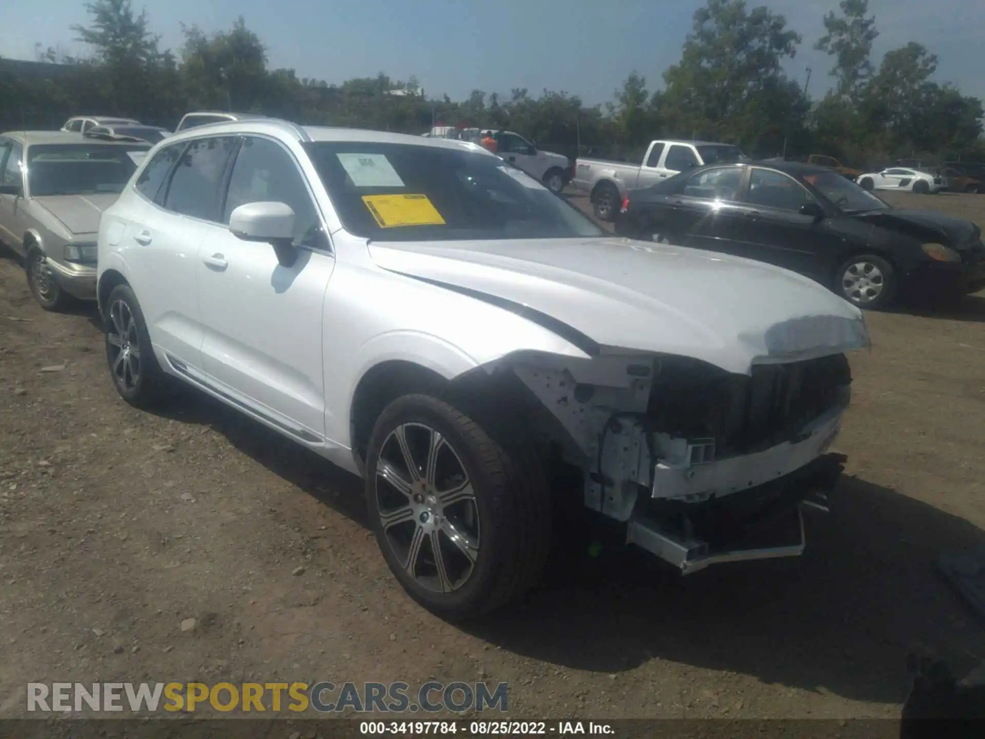 1 Photograph of a damaged car LYV102RL4KB178562 VOLVO XC60 2019