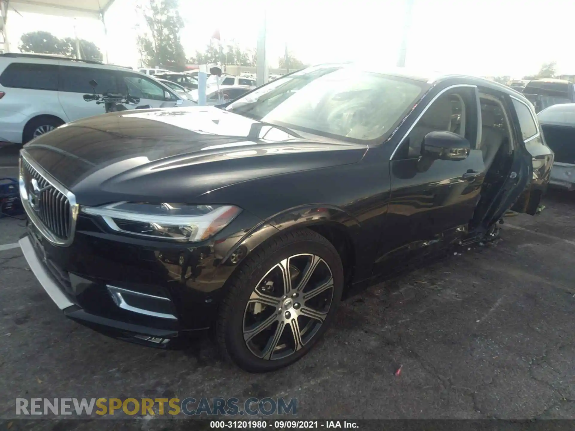2 Photograph of a damaged car LYV102RL4KB292237 VOLVO XC60 2019