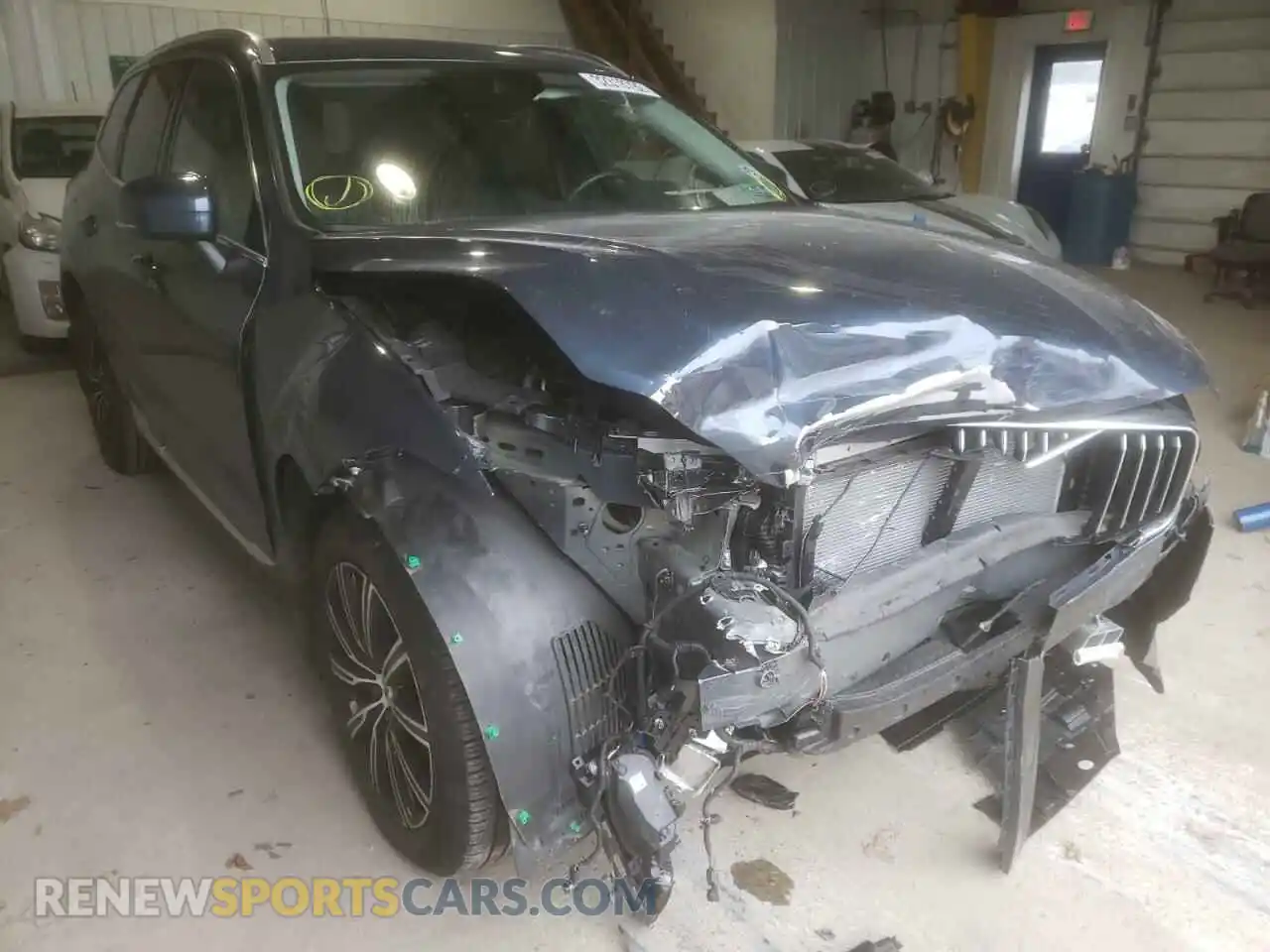 1 Photograph of a damaged car LYV102RL5KB284826 VOLVO XC60 2019