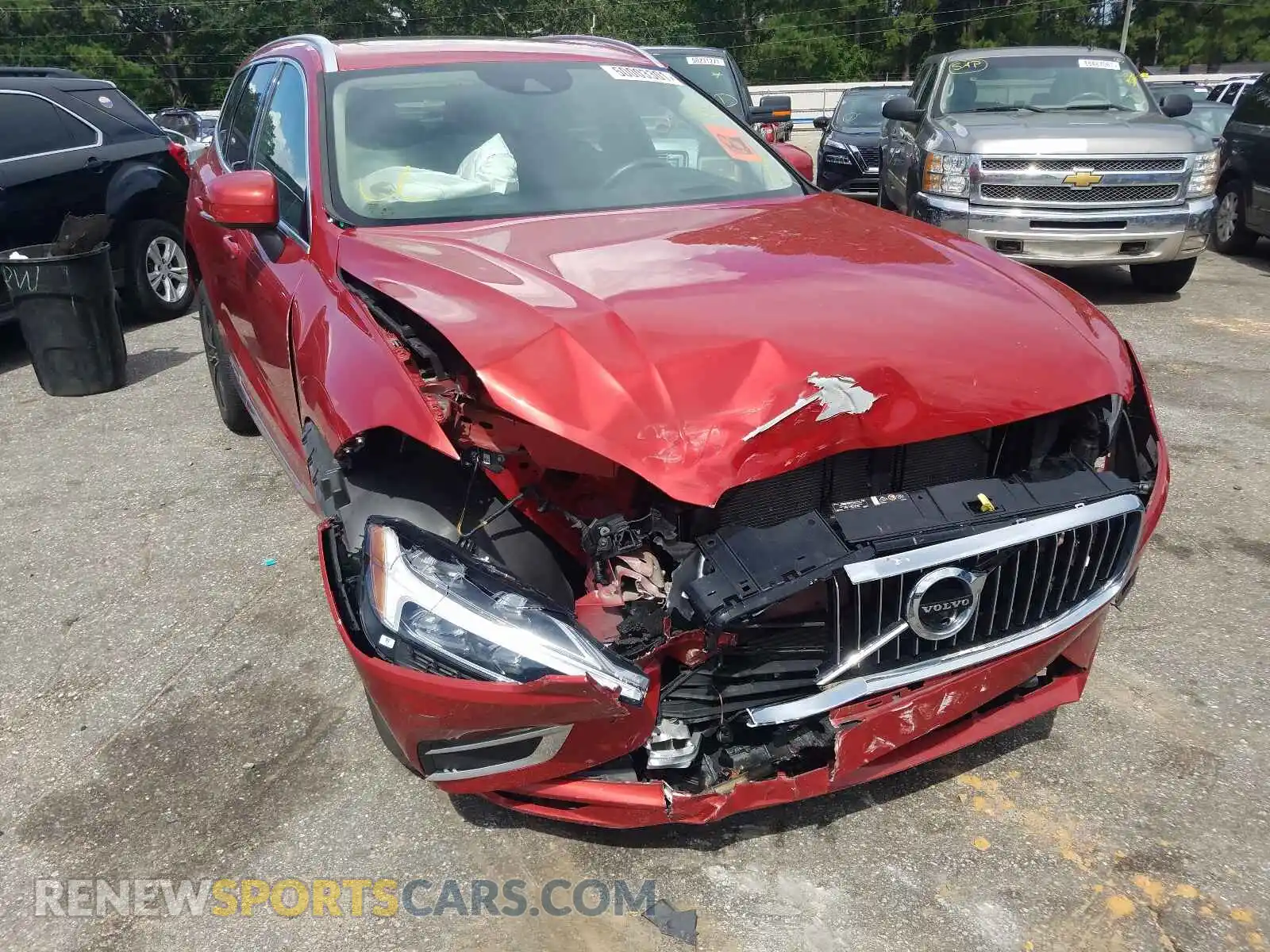 1 Photograph of a damaged car LYV102RLXKB178338 VOLVO XC60 2019