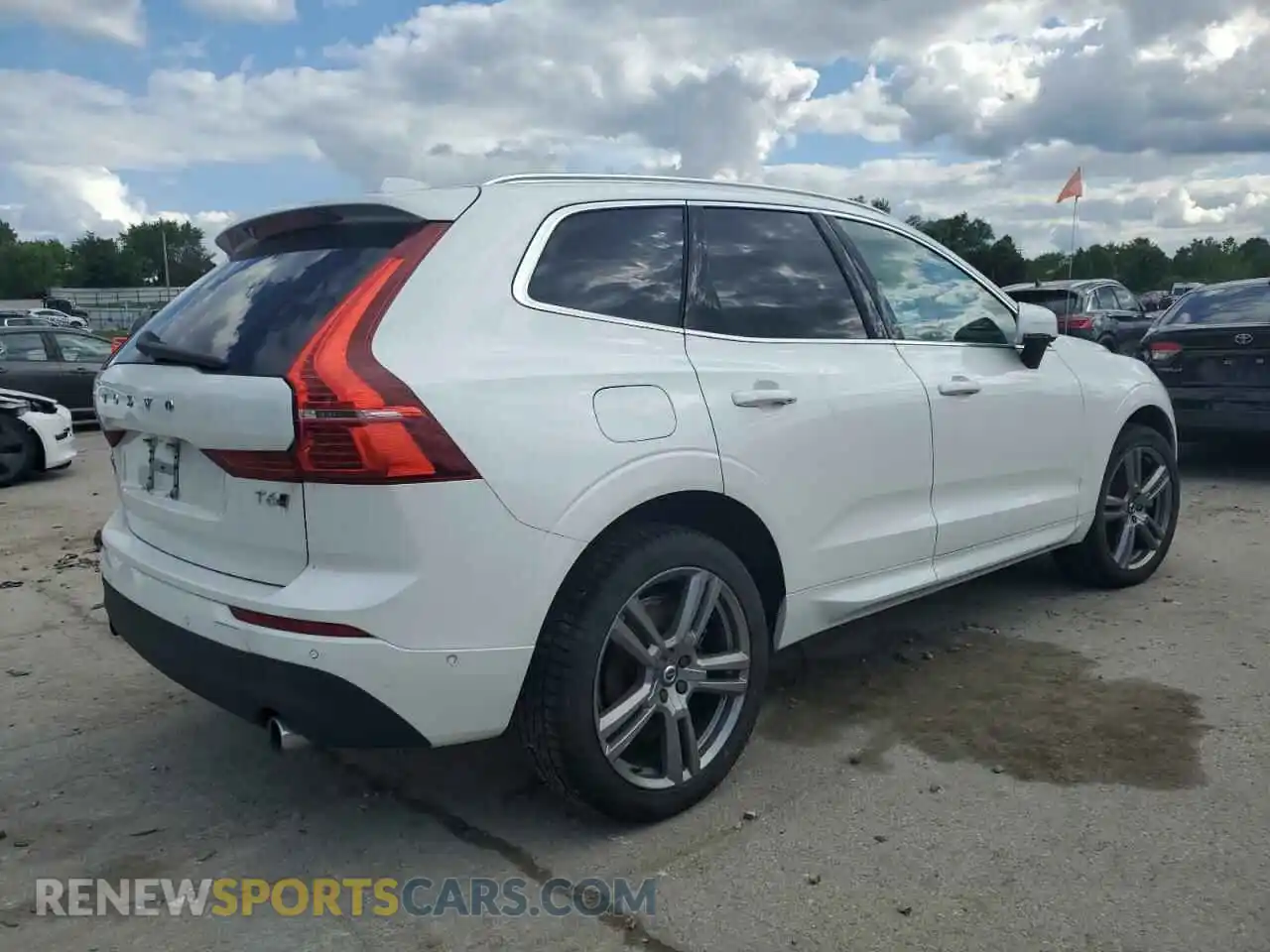3 Photograph of a damaged car LYVA22RK6KB224197 VOLVO XC60 2019