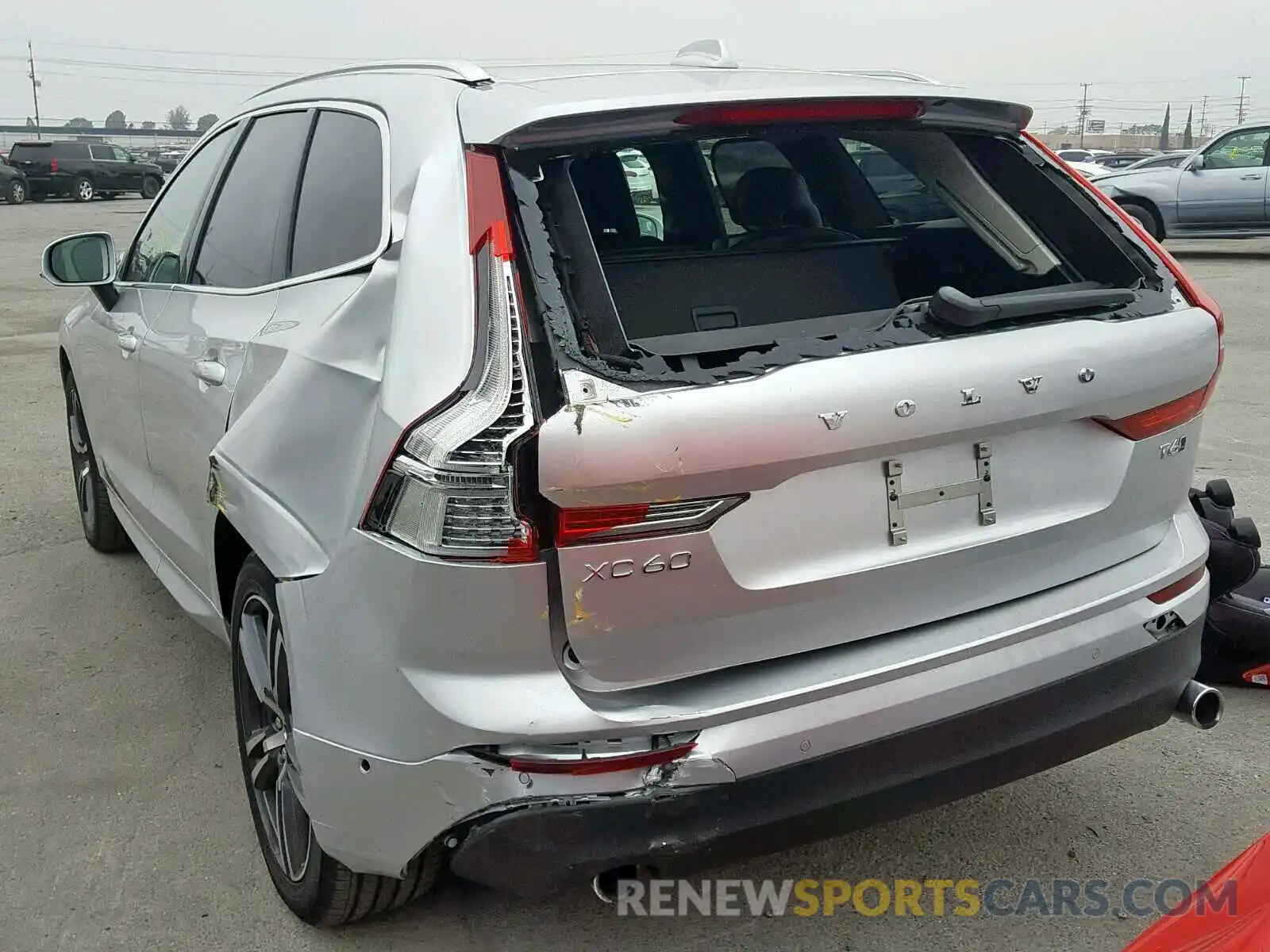 3 Photograph of a damaged car LYVA22RK9KB219088 VOLVO XC60 2019