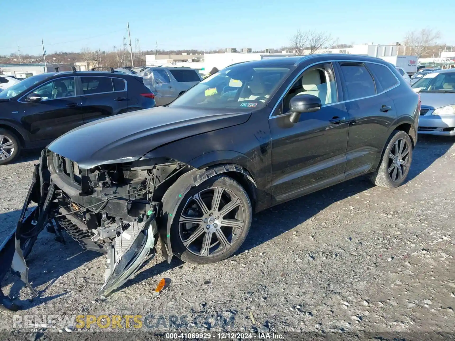2 Photograph of a damaged car LYVA22RL0KB211101 VOLVO XC60 2019