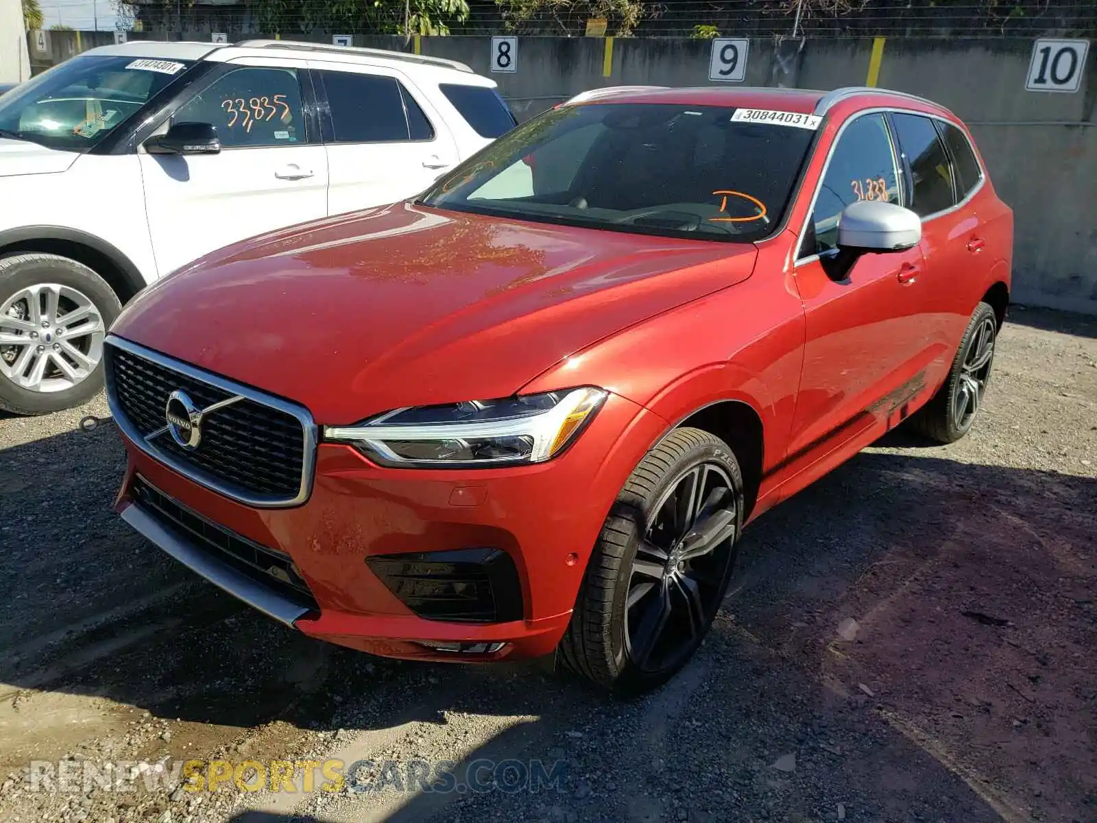 2 Photograph of a damaged car LYVA22RM5KB176340 VOLVO XC60 2019