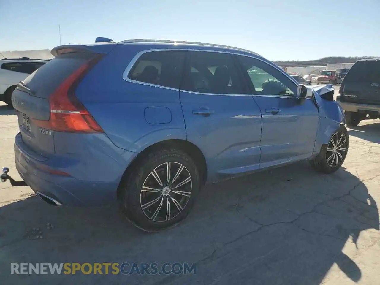 3 Photograph of a damaged car LYVA22RM6KB313270 VOLVO XC60 2019