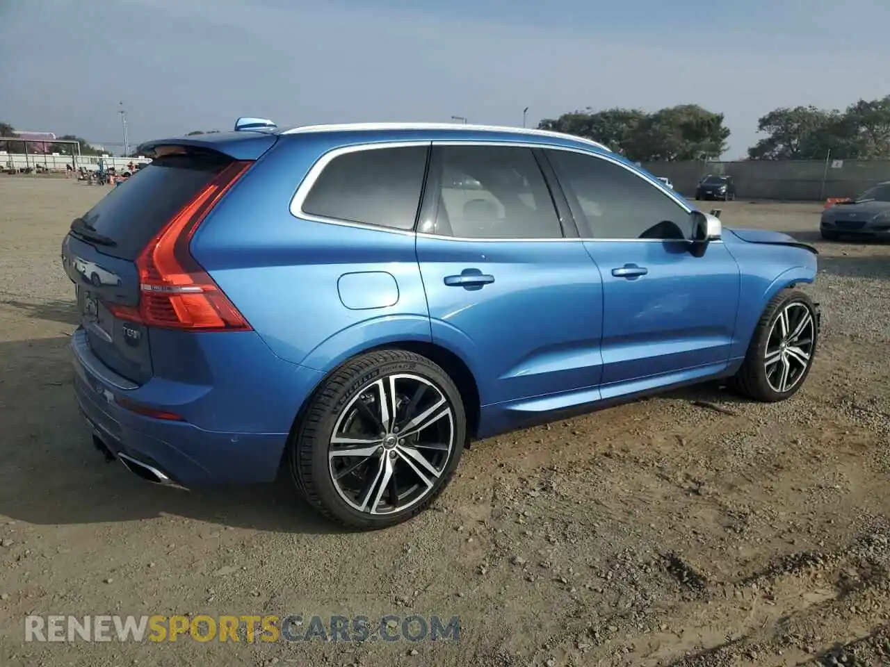 3 Photograph of a damaged car LYVBR0DMXKB239007 VOLVO XC60 2019