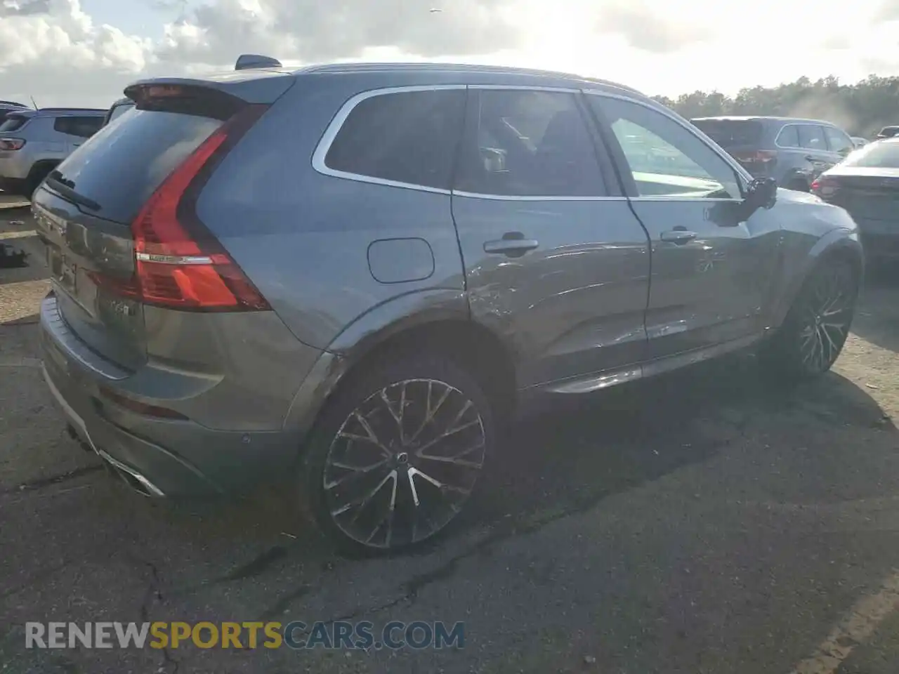 3 Photograph of a damaged car YV4A22RM9K1353184 VOLVO XC60 2019