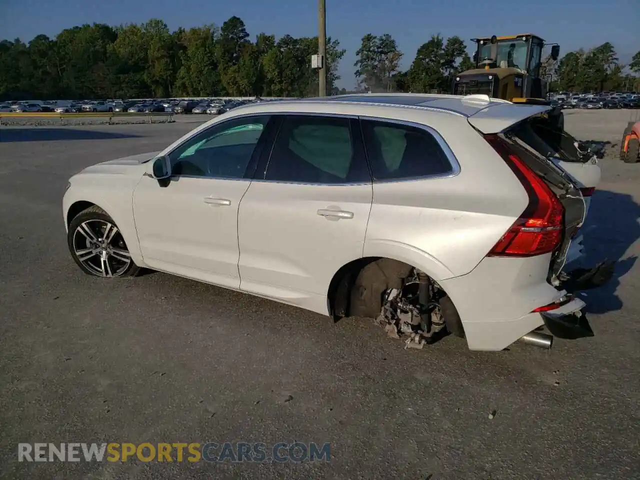 2 Photograph of a damaged car YV4102DK5L1565500 VOLVO XC60 2020