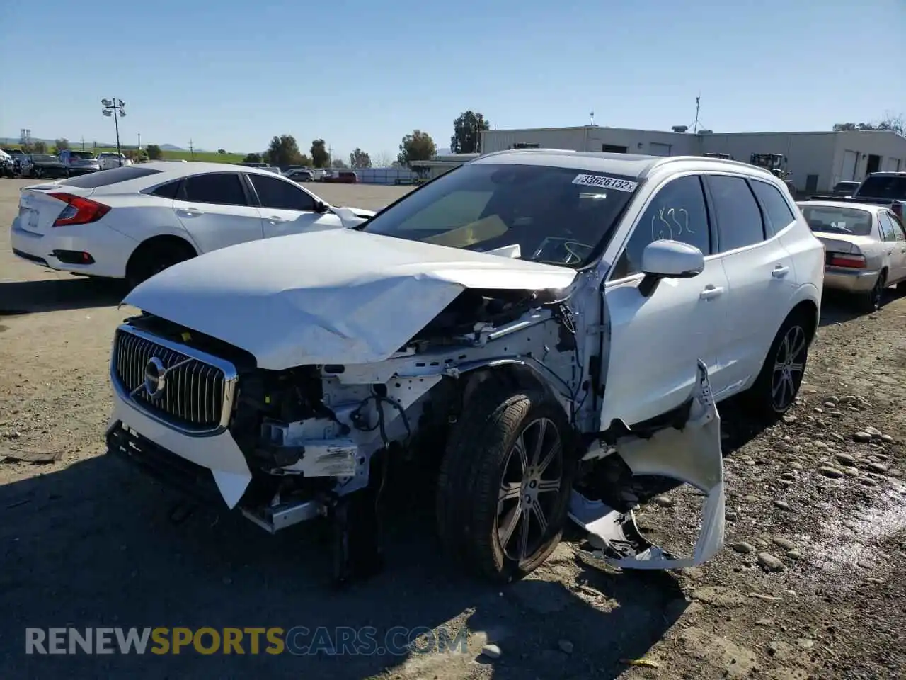 2 Photograph of a damaged car YV4102DL3L1487338 VOLVO XC60 2020