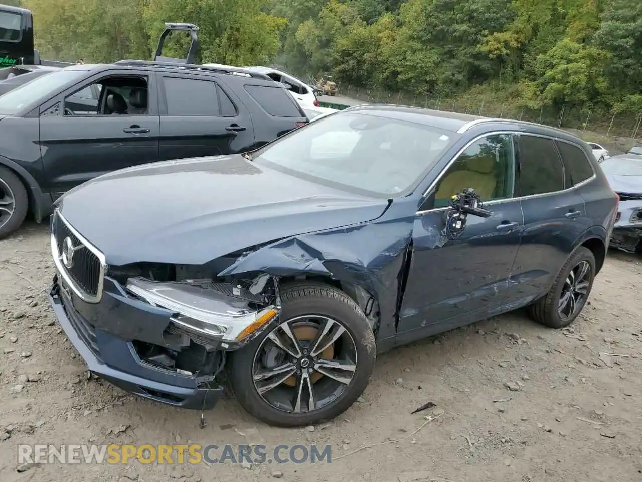 1 Photograph of a damaged car YV4102RK7L1464399 VOLVO XC60 2020