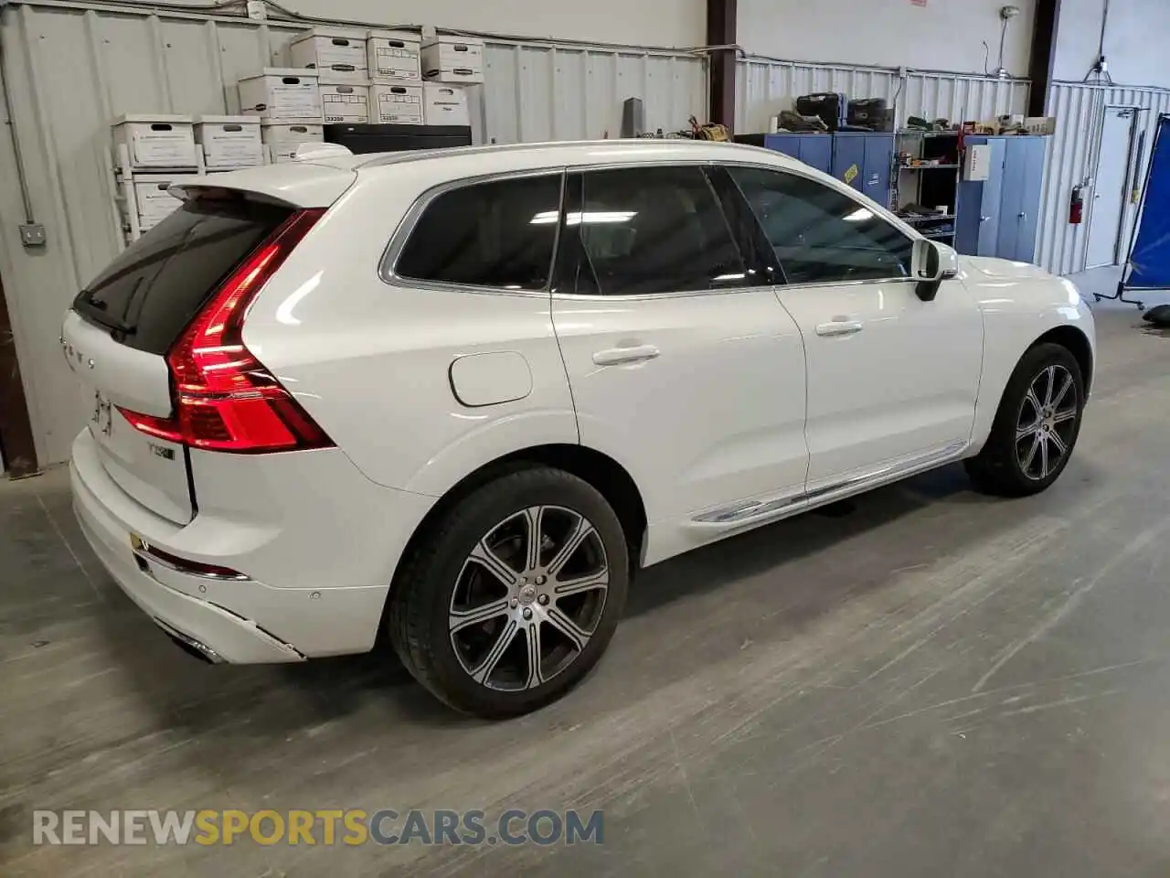 3 Photograph of a damaged car YV4102RL0L1609548 VOLVO XC60 2020