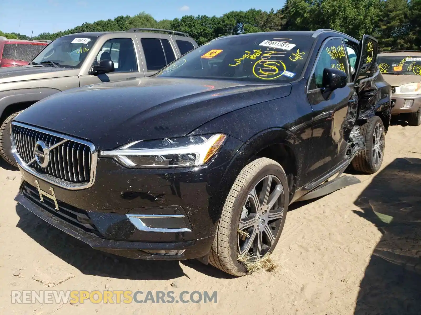 2 Фотография поврежденного автомобиля YV4102RL9L1526037 VOLVO XC60 2020