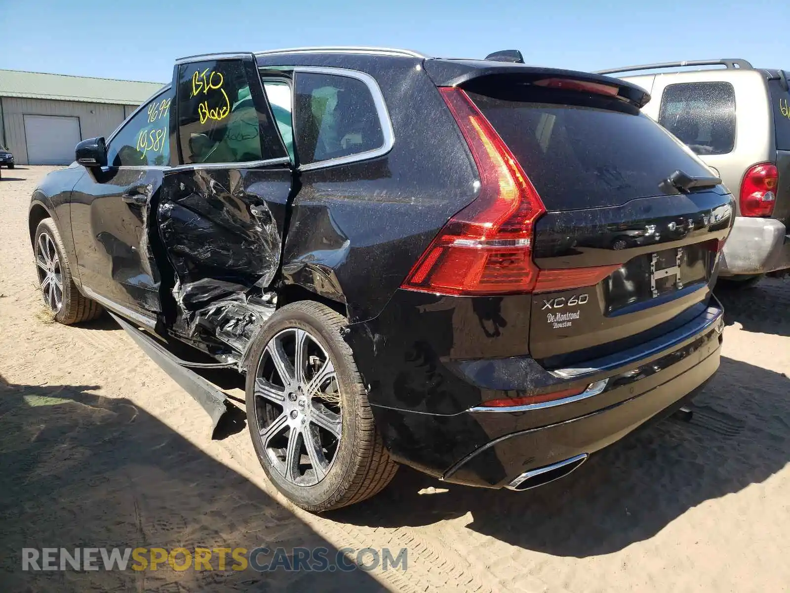 3 Фотография поврежденного автомобиля YV4102RL9L1526037 VOLVO XC60 2020