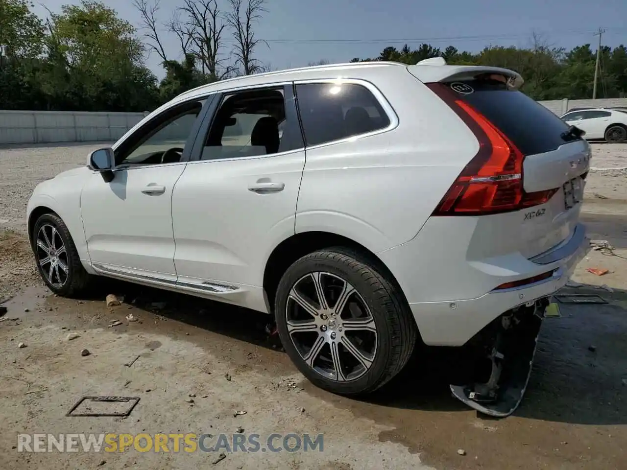 2 Photograph of a damaged car YV4A22RL4L1507499 VOLVO XC60 2020