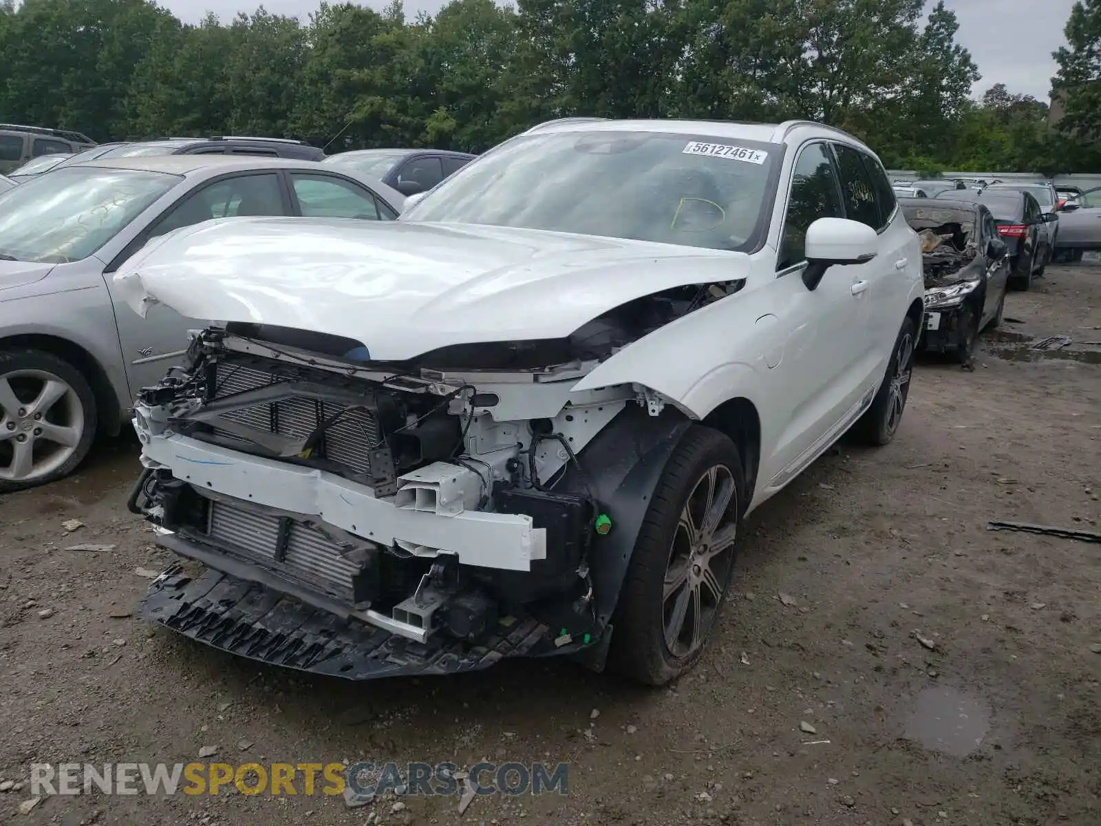 2 Photograph of a damaged car YV4BR0DL5L1554312 VOLVO XC60 2020