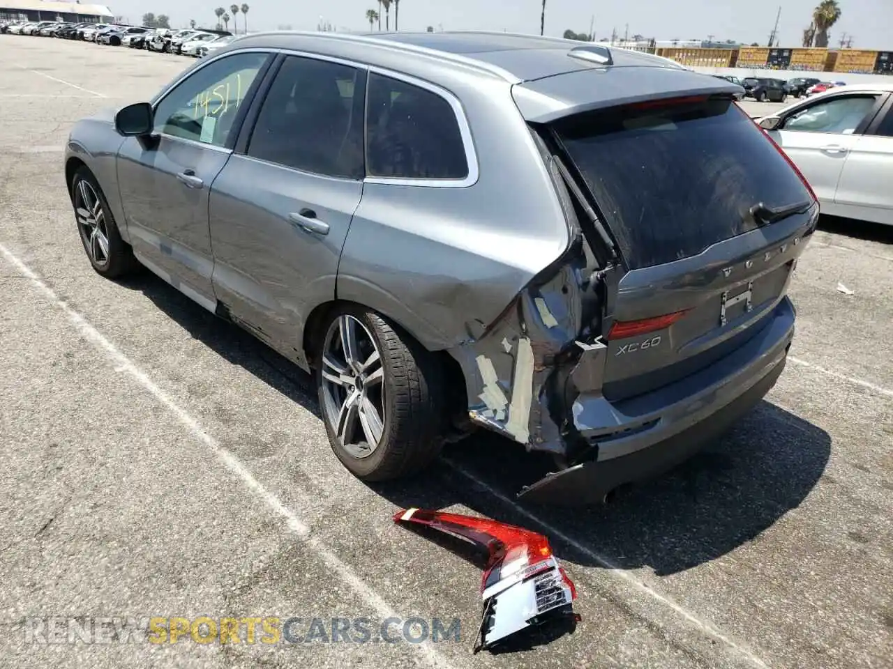 3 Photograph of a damaged car YV4102DK1M1684100 VOLVO XC60 2021