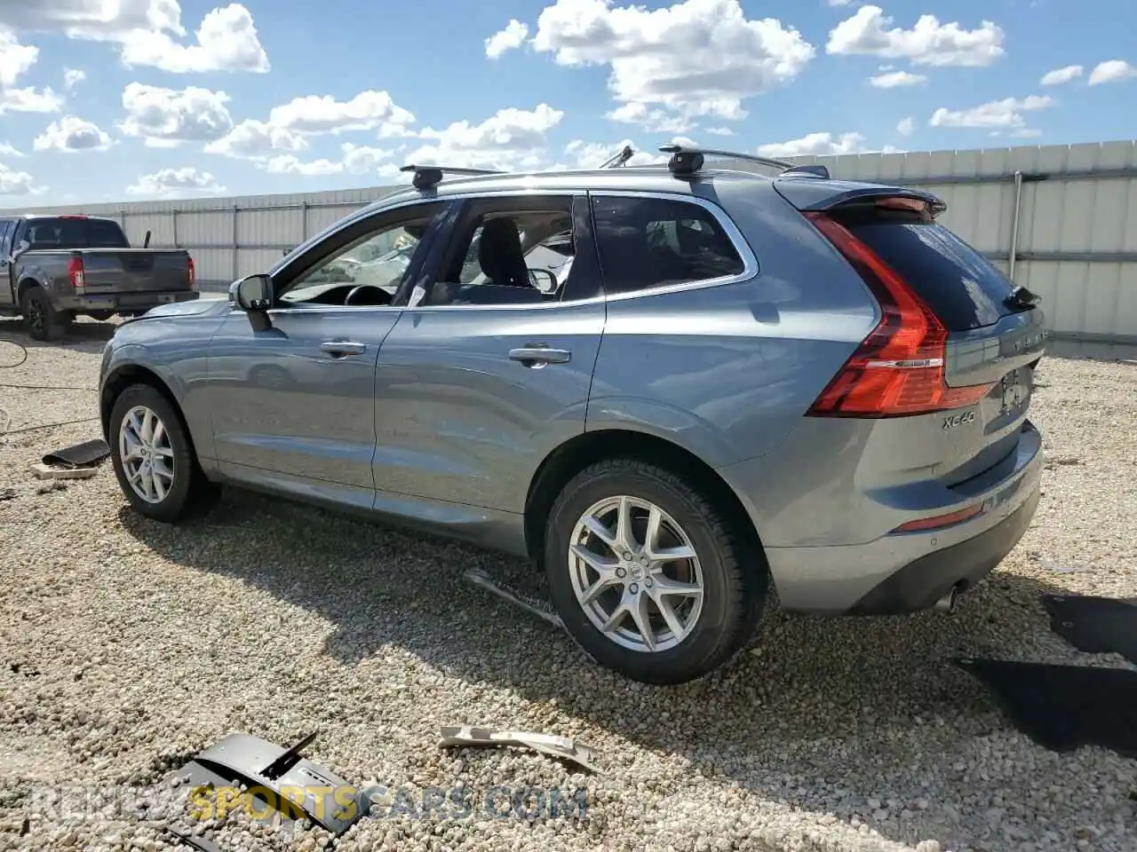 2 Photograph of a damaged car YV4102DK1M1782821 VOLVO XC60 2021