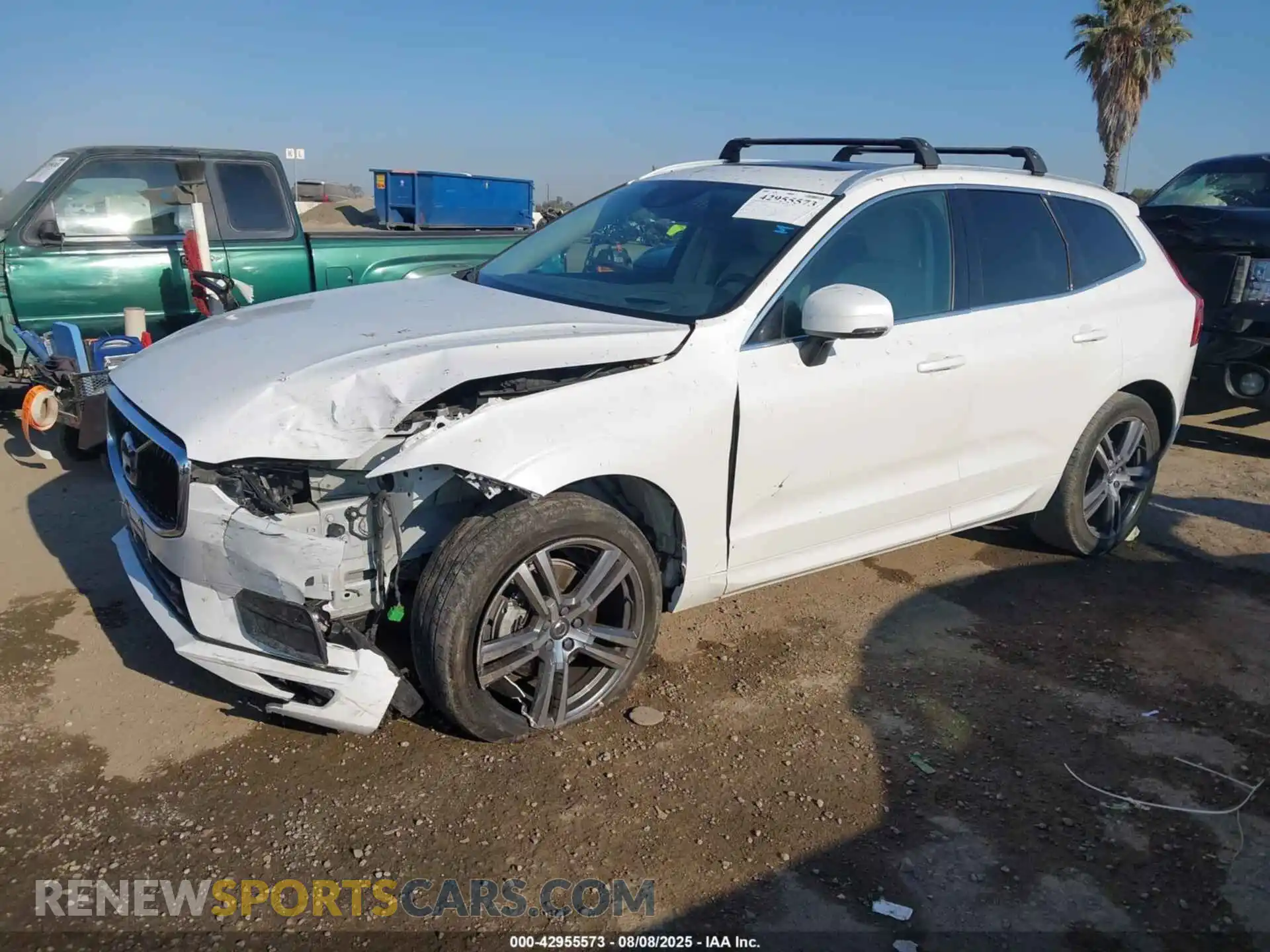 2 Photograph of a damaged car YV4102DK1M1798761 VOLVO XC60 2021